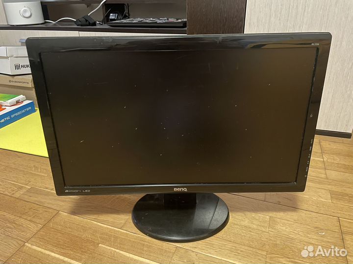 Монитор BenQ GL2250 (Очень старый)