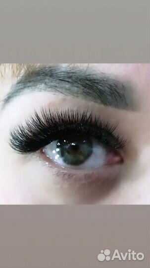 Наращивание ресниц в студии Зеленка