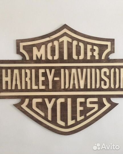 Панно из дерева