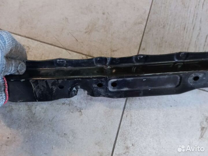 Toyota RAV 4 Суппорт радиатора верхняя планка