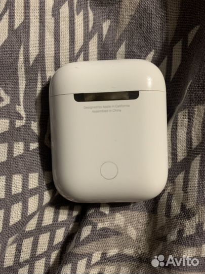 Кейс Apple airpods