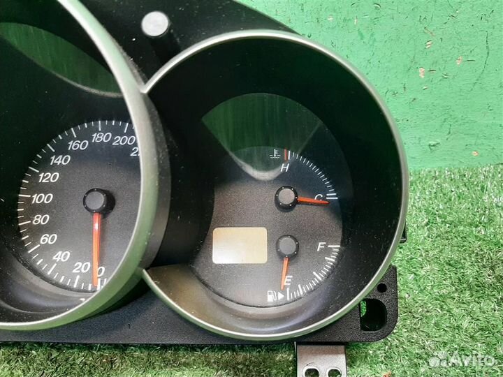 Приборная панель Mazda 3 (BK) 2005