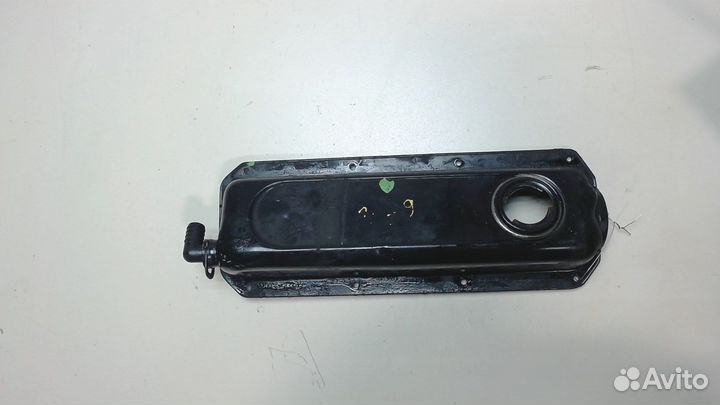 Крышка клапанная двс Volkswagen Passat 5, 1998