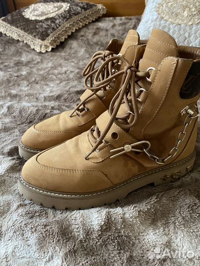 Ботинки Louis Vuitton