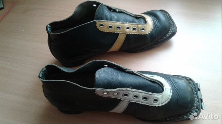 Беговые лыжи