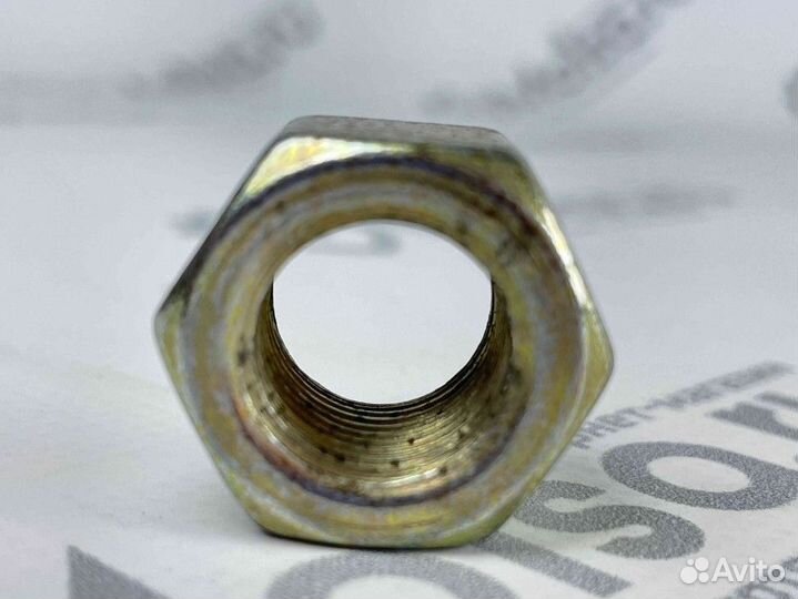 Гайка М16 задней оси скутер (шаг 1,5) 50-150см3