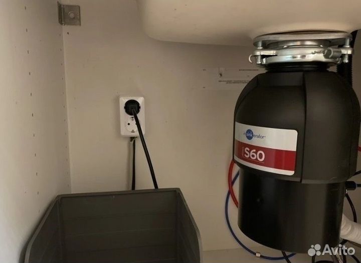 Измельчитель пищевых отходов In Sink Erator S60