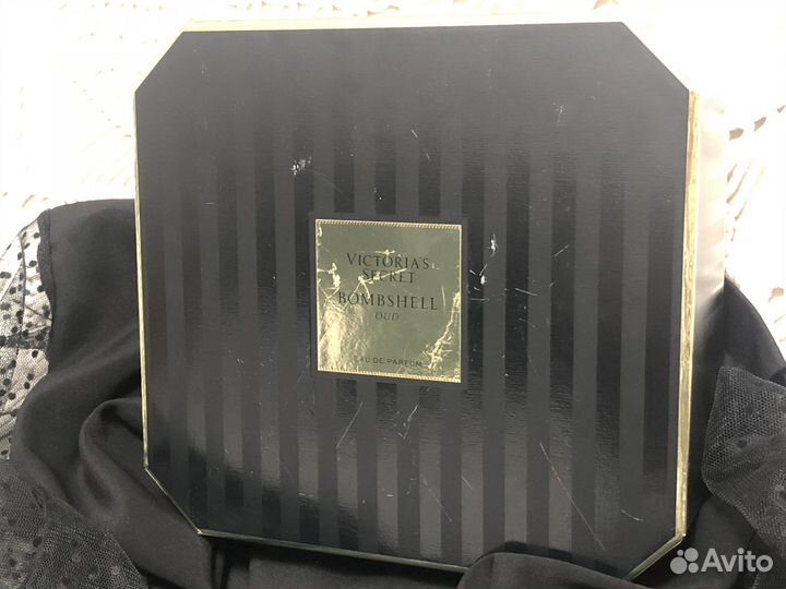 Набор Bombshell Oud от Victorias Secret