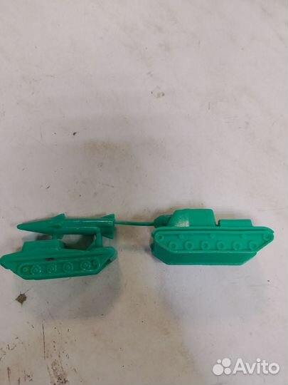 Игрушка танк СССР