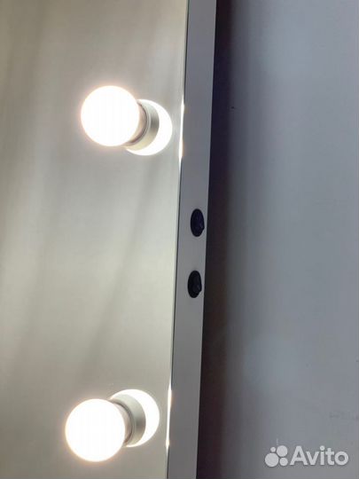 Гримерное зеркало