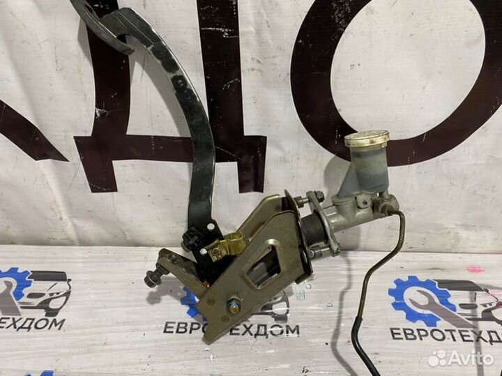 Педаль тормоза Mitsubishi Carisma седан 4G92-2-8Q