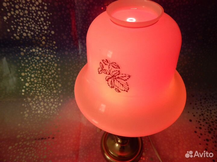 Новая Красная лампочка накаливания СССР