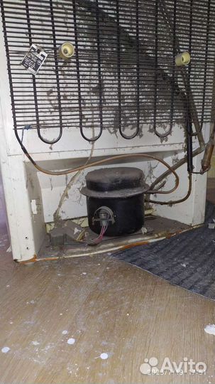 Холодильник на запчасти