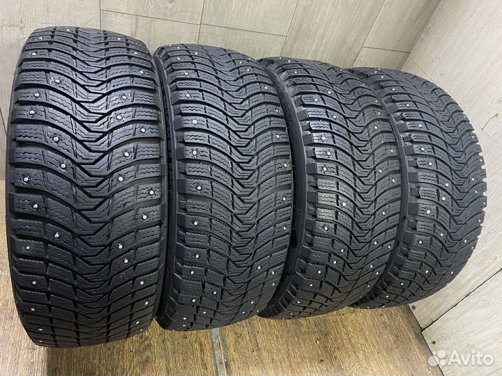 Michelin X-Ice North 3 225/45 R17