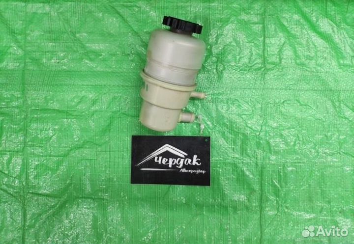 Бачок гур Caliber/Patriot/Compass/Avanger/Liberty