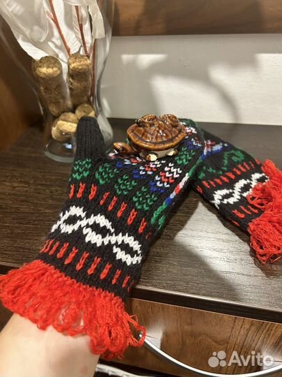 Варежки женские