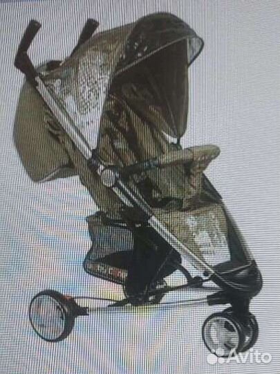 Прогулочная коляска