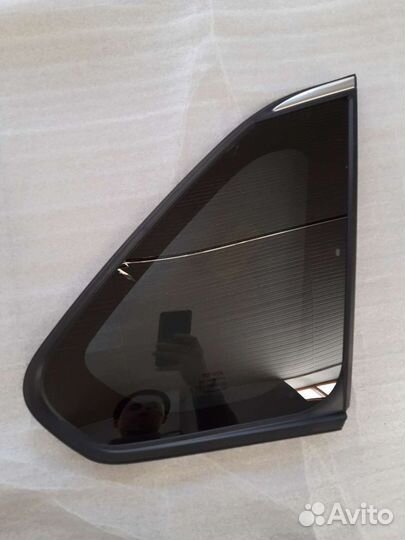 Toyota Rav 4 2020- стекло боковое заднее правое