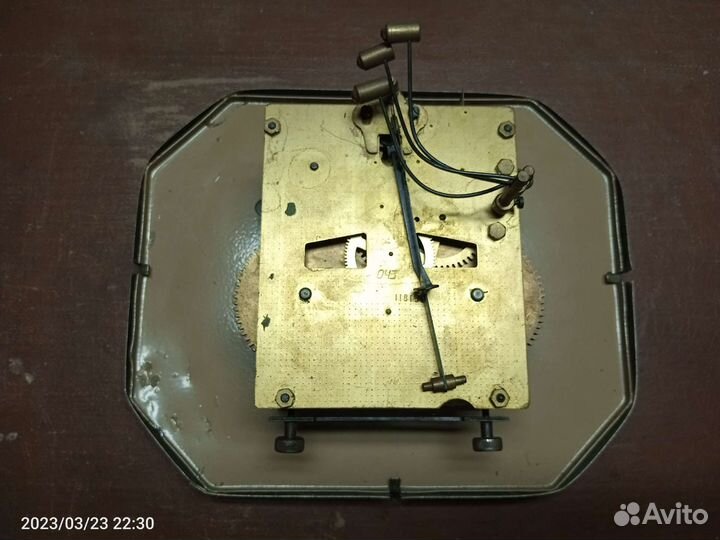 Часы разные