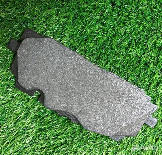 Передние тормозные колодки Audi Q7, Q8, A4, A5, A6