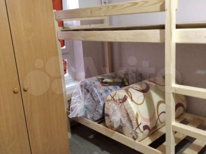 Комната 18 м² в 2-к., 2/17 эт.