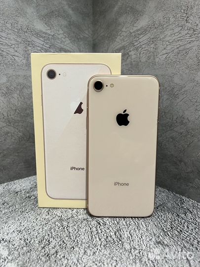 iPhone 8 64GB Gold