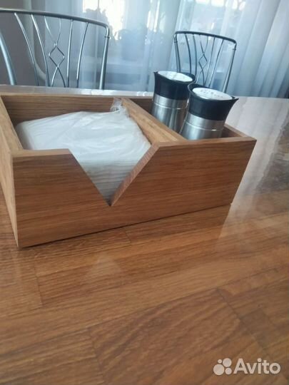 Салфетница из дерева