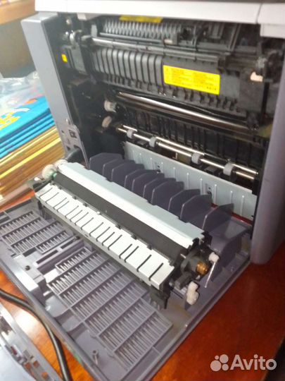 Цветной лазерный принтер Samsung CLP-300