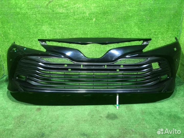 Бампер передний Toyota Camry