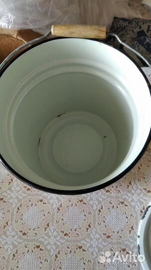 Продаю ведро эмалированное с крышкой