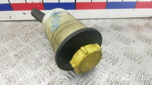 Бачок гу land rover discovery 3 (OUK17NO01)