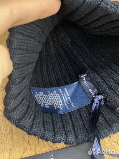 Шапка T O M M Y H I L F I G E R