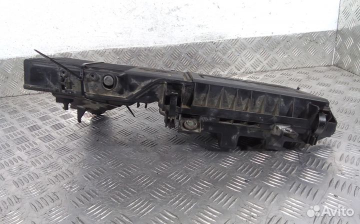 Блок управления двс mazda 3 1 2008