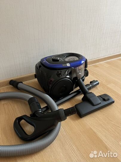 Пылесос Samsung новый