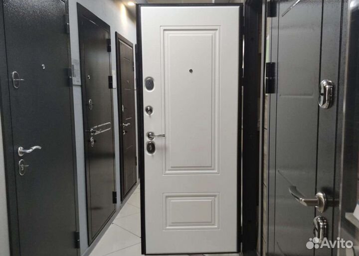 Дверь входная металлическая