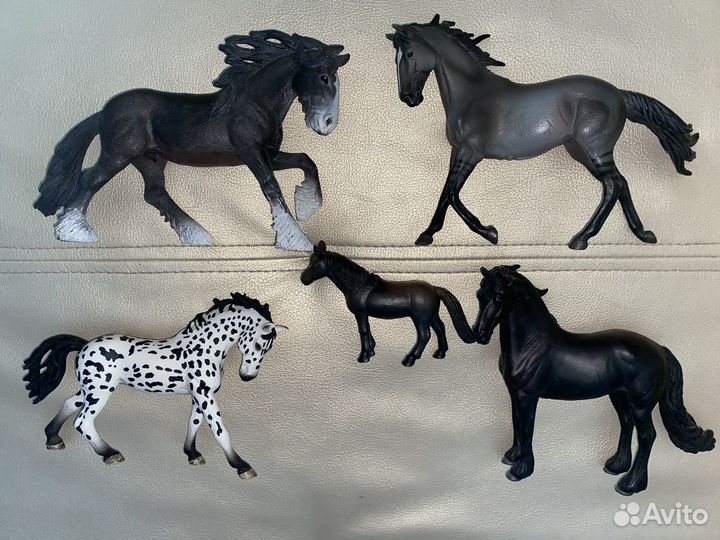 Коллекционные фигурки лошадей Schleich,Collecta