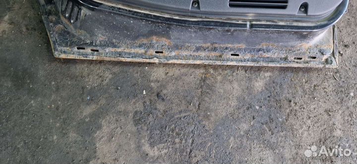 Дверь задняя левая priora