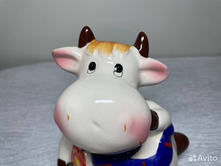 Копилка керамическая коровка идеальная