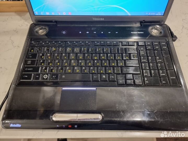 Ноутбук Toshiba Satellite P 305-s8844