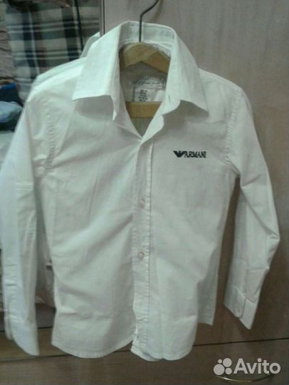 Рубашки шк белые и голубые длин и кор рук на 8-9л