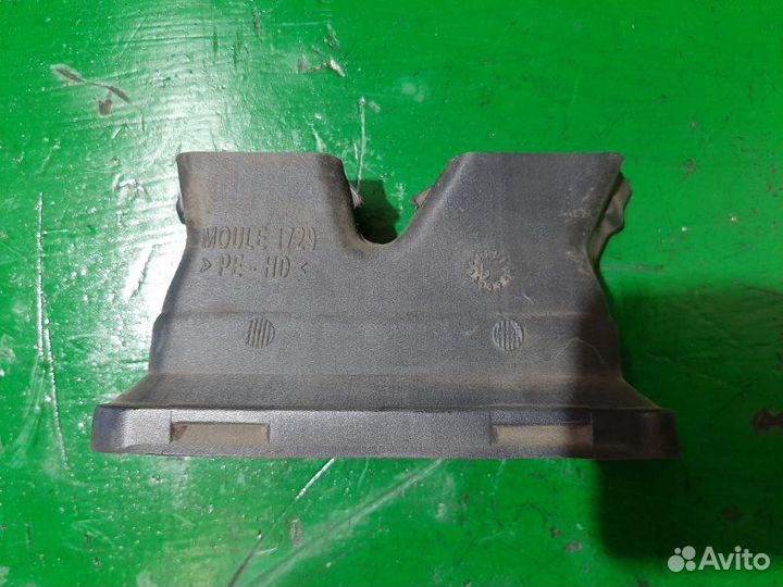 Воздуховод салона передний Citroen C4 хэтчбек