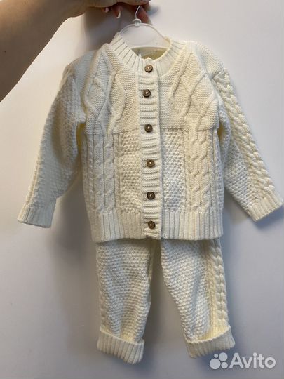 Вязаный костюм детский