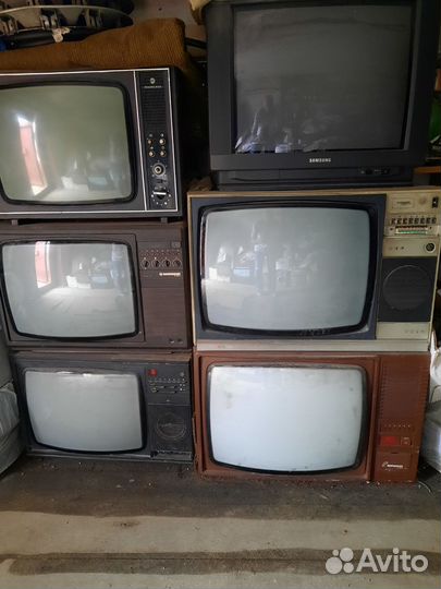 Старый телевизор СССР