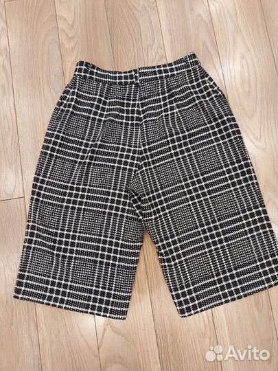 Шорты/Кюлоты Delia р.46 48