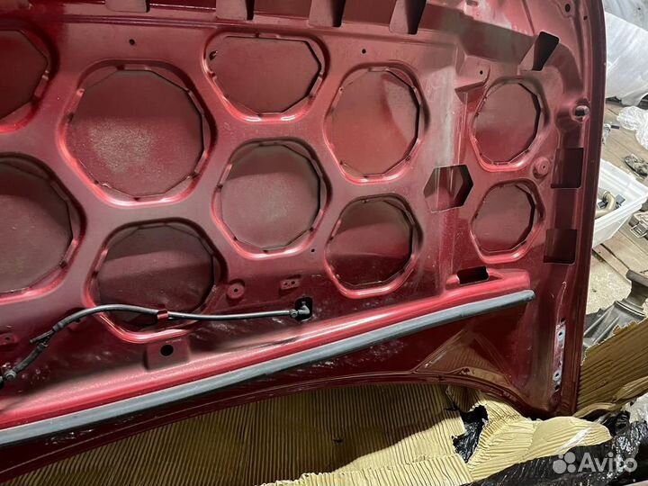 Капот Freelander 2 рест 2012-2014