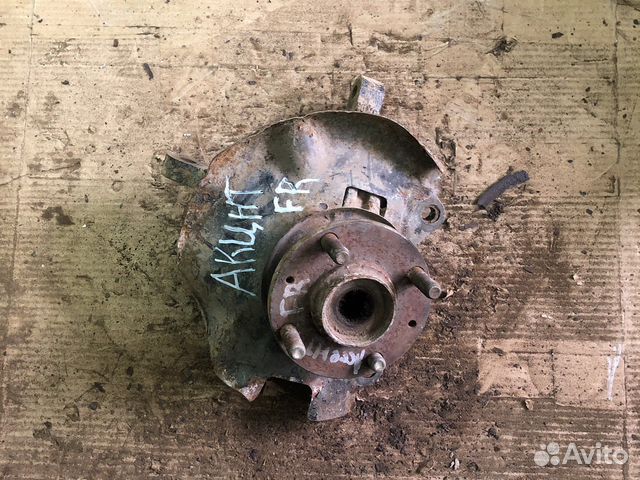 Hyundai accent кулак поворотный