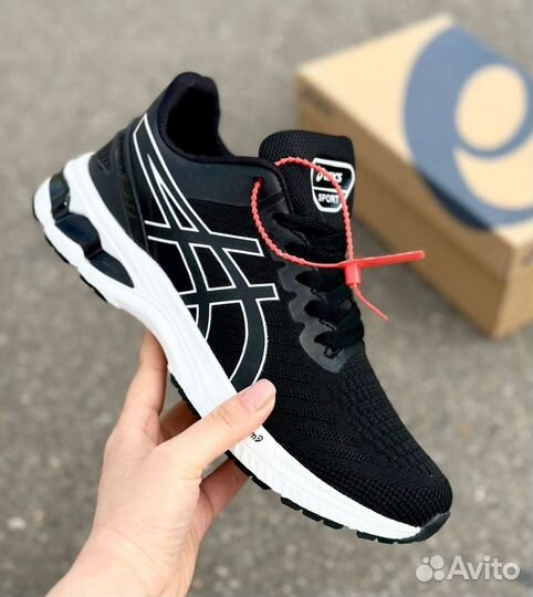 Кроссовки мужские asics