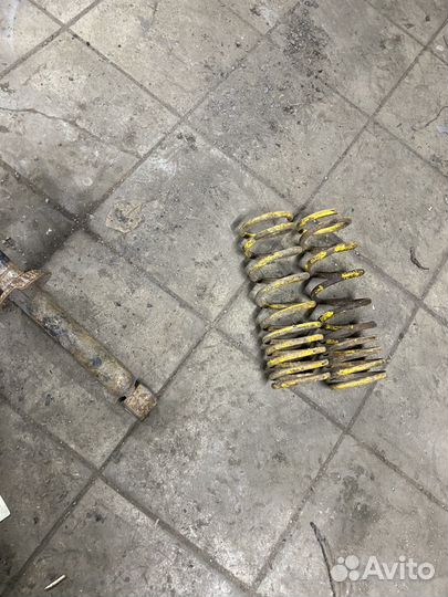 Передние стойки ваз 2108-2109,99, 2114 -2115