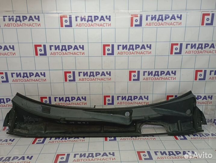 Решетка стеклоочистителя Toyota RAV4 (XA30) 55781