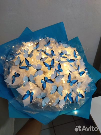 Букеты из роз/бабочек